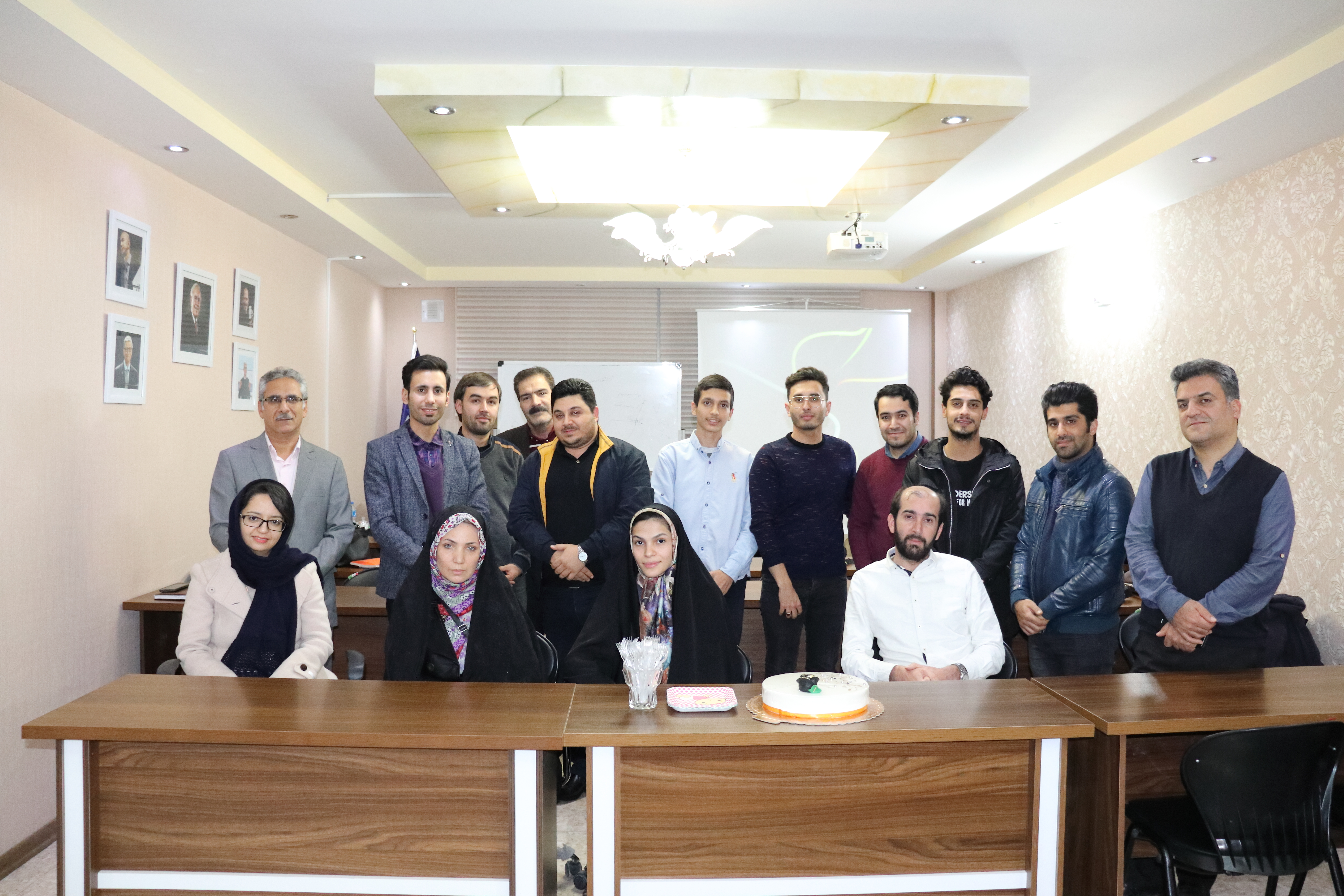 آموزش تخصصی بورس در مشهد | کلاس بورس در مشهد | آموزش تحلیل بنیادی در مشهد | آموزش تحلیل تکنیکال در مشهد | ثبت نام کد بورسی رایگان | پارسیان بورس