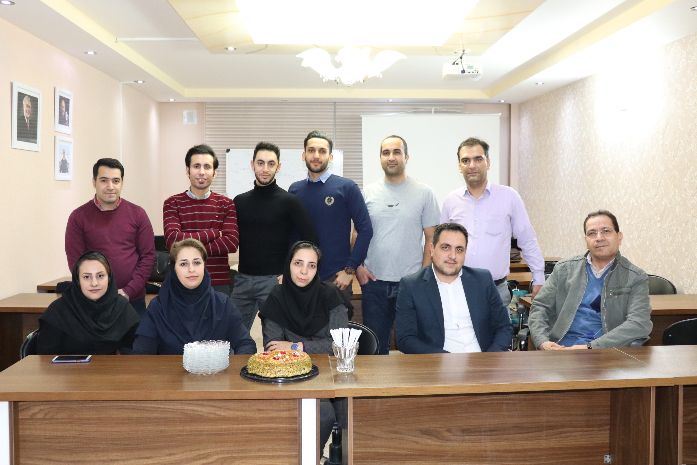 آموزش تخصصی بورس در مشهد | کلاس بورس در مشهد | آموزش تحلیل بنیادی در مشهد | آموزش تحلیل تکنیکال در مشهد | ثبت نام کد بورسی رایگان | پارسیان بورس