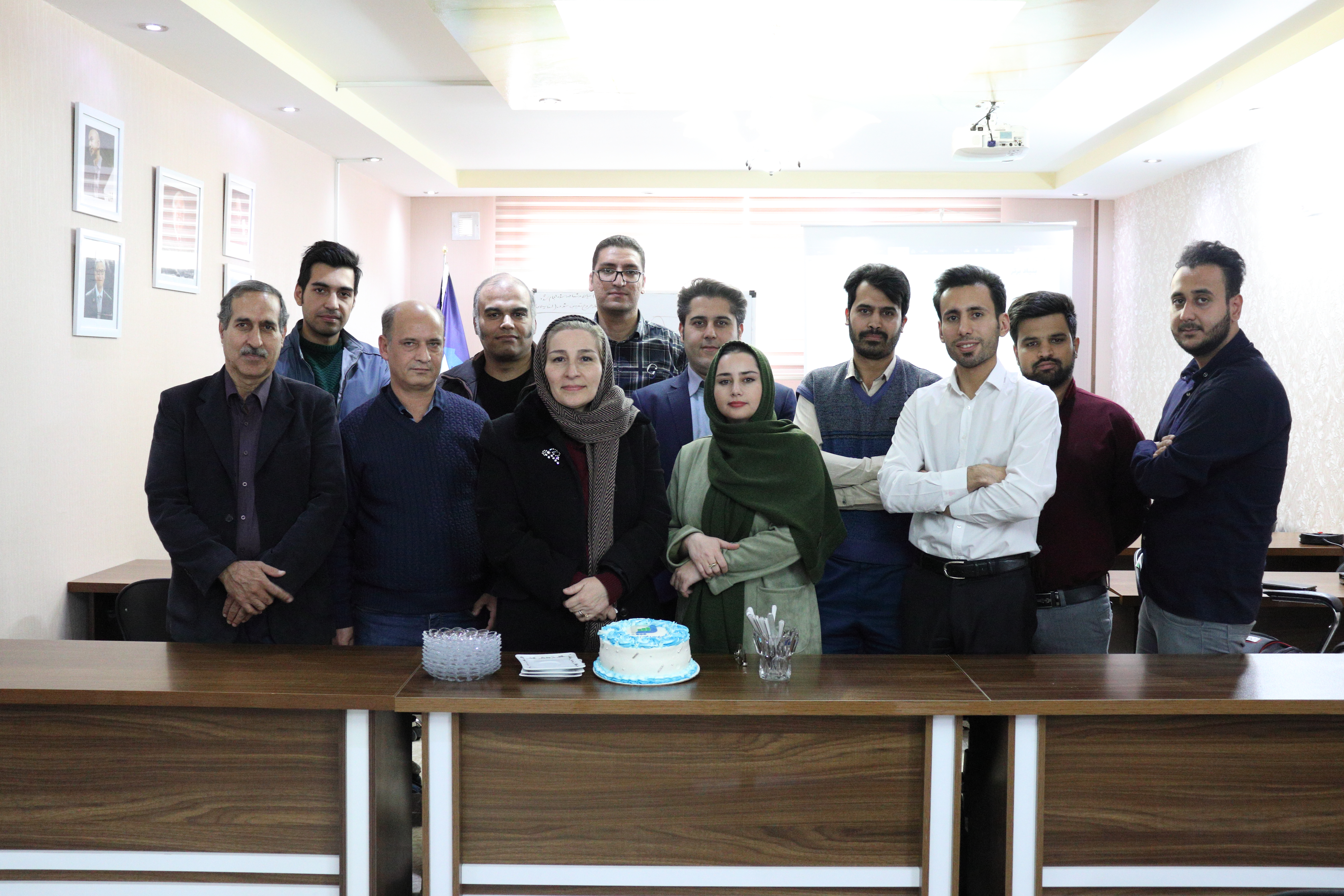 آموزش تخصصی بورس در مشهد | کلاس بورس در مشهد | آموزش تحلیل بنیادی در مشهد | آموزش تحلیل تکنیکال در مشهد | ثبت نام کد بورسی رایگان | پارسیان بورس