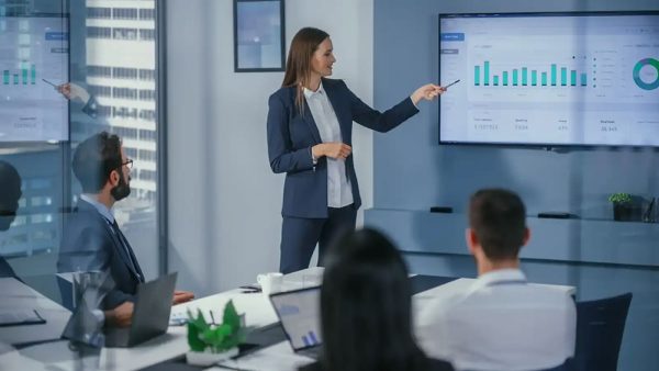 20 ﺗﺎ از ﭘﺮدرآﻣﺪﺗﺮﯾﻦ شغل های اﯾﺮان + ﻣﺴﯿﺮ ورود ﺑﻪ آن ها 13 مدیر مالی/تحلیلگر سرمایه گذاری، جزو پردرآمدترین شغل های ایران