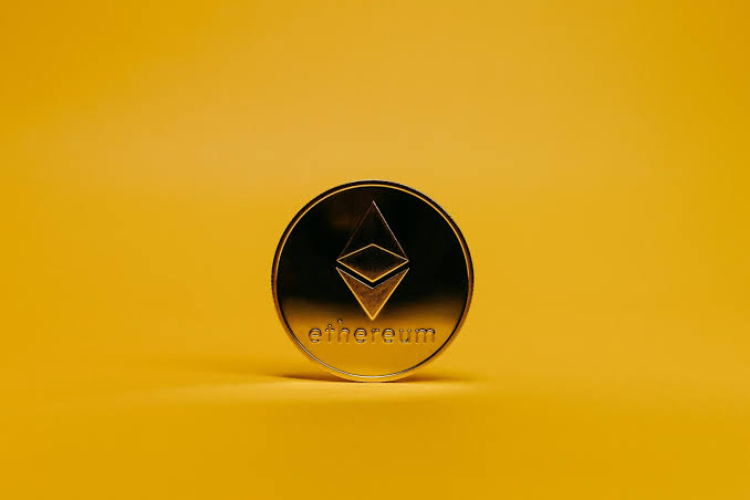 اتریوم (Ethereum) چیست و چگونه کار میکند؟ 7 اتریوم